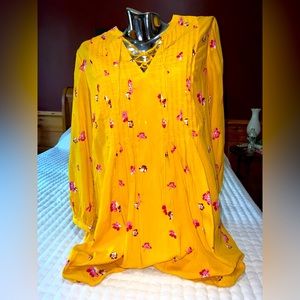 Old Navy Floral dress (M)